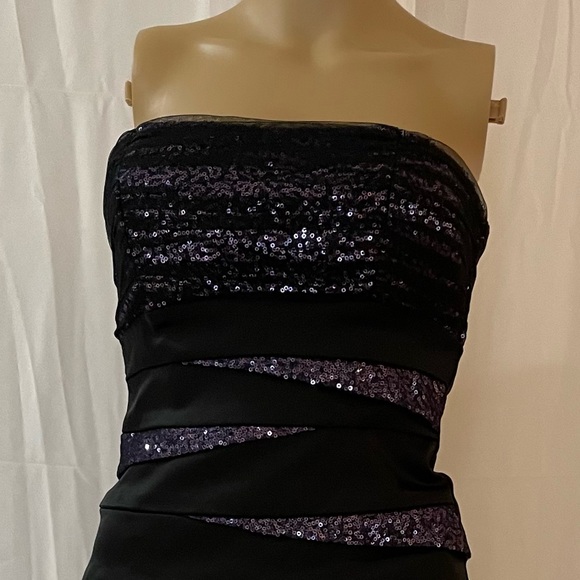Clearance Sale🔥🔥 Black & Purple Sequins Strapless Bodycon Dress Size 4 - Picture 4 of 6